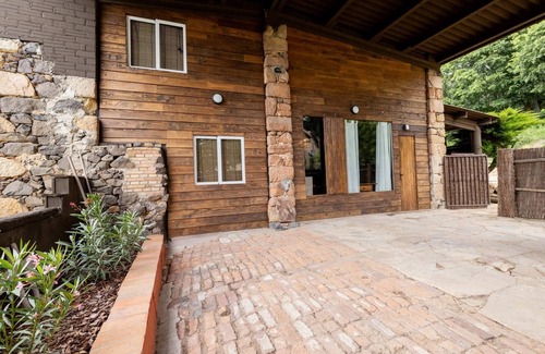 Riudarenes Apartment | Rustic Charm in Riudarenes