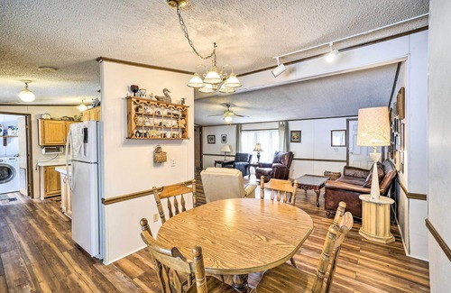 Sugar Grove House | Rustic Family Home + Acreage ~ 20 Mi Hocking Hills