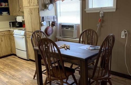Brenham House | Rustic Farmhouse near Brenham/College Station
