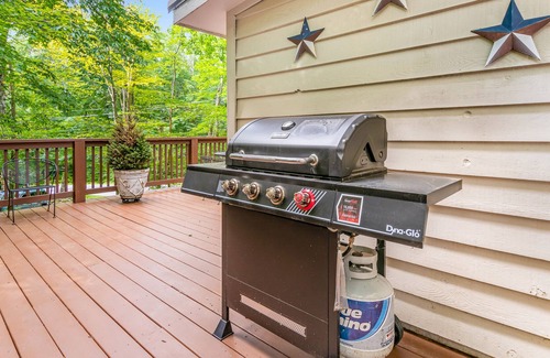 Charter Hills House | Rustic gem near skiing & town with fast WiFi, deck, patio, grill & private W/D