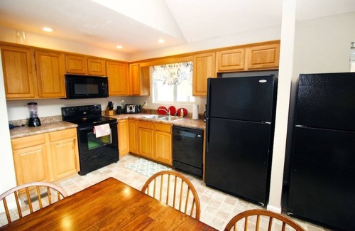 Lakeside Estates Cabin | "Rustic Haven" Cabin On Secluded Cove 2 Minutes From Norris Ski Water