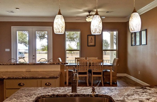 Moody Other | Rustic House for Family and Friends' Gatherings