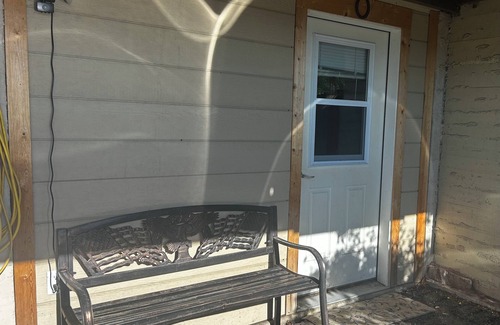 Meeker Apartment | Rustic Riverfront Studio on the White River & OHV trail outside of Meeker w/WiFi