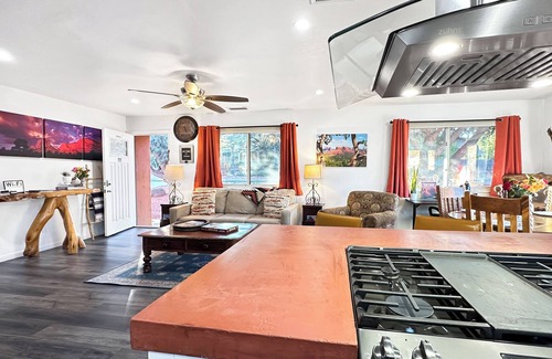 Uptown Sedona House | Rustic Sedona House -Views -Hot Tub-Pets OK, The Sedona House ~ Red Rock Getaway