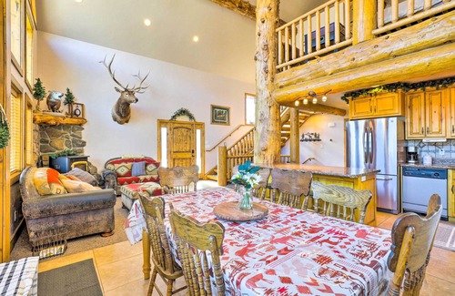 Sterling Cabin | Rustic Sterling Cabin: Walk to Palisade Lake!