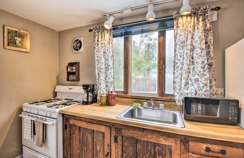 Unadilla Cottage | Rustic Unadilla Cottage on 15 Acres w/Pond!