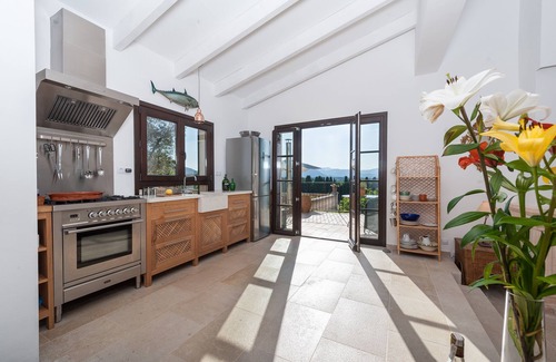Alcudia Villa | Rustic villa with pool