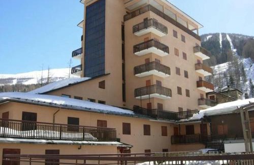 Prali Apartment | Rustico Monolocale ai piedi della montagna