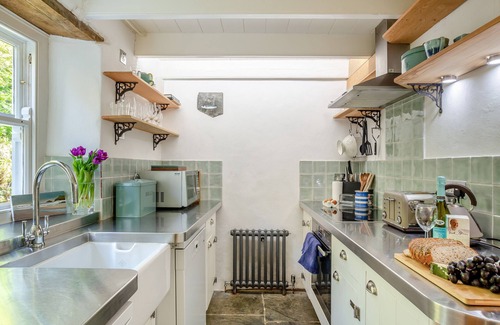 St Teath House | Ruth's Cottage - Three Bedroom House, Sleeps 5