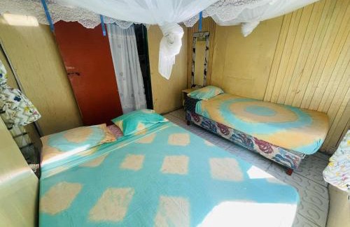 Wayasewa Island House | Ruthy & Mali's homestay