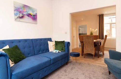Newton-le-Willows House | Rydal house 2 bedroom house with upstairs bathroom