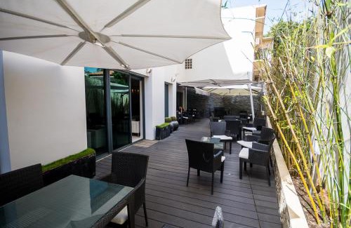 Dakar-Plateau Hotel | Rysara Hotel