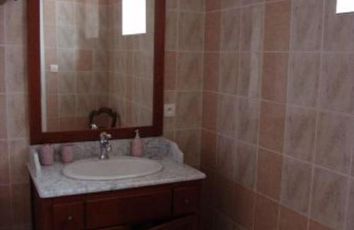 Montigny-les-Vaucouleurs Bed & Breakfast | Séjournez au cœur du pays de Jeanne d'Arc dans une maison avec 4 chambres uniques - FR-1-585-153