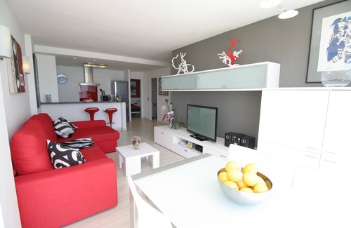 Sant Llorenc des Cardassar Apartment | SA MANEGA 5-O: Top modern apartment in 1-A beach location with stunning views