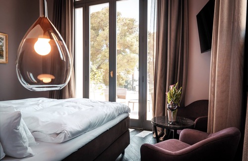 Trepuzzi House | SA Suites
