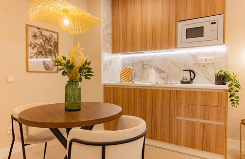 Arganzuela Apartment | Sabatini Studio: Your Ideal Space Awaits You!