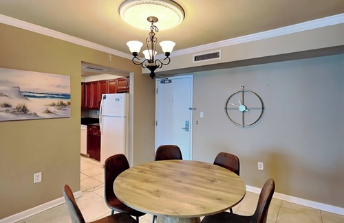 Villa Sabine Condo | Sabine Yacht & Racquet 8D | 2BD/2BA | Bayfront/Across from Beach/Pool/Boat Slips