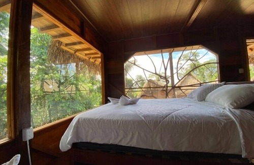 Yasuni National Park Hotel | SACHA ÑAMPI ECOLODGE