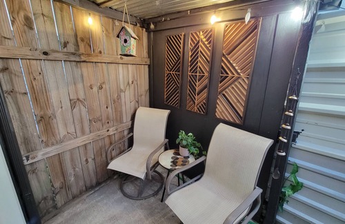 Pasadena Apartment | Sacred Serenity Space South East