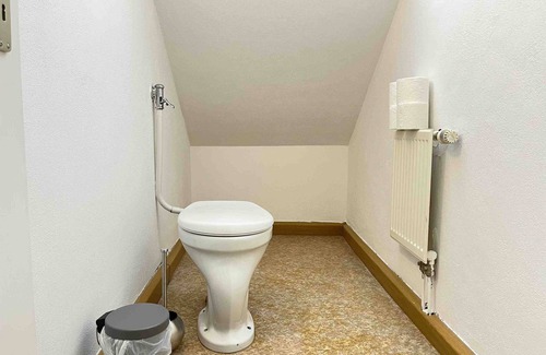 Schwandorf Apartment | (SAD702) Great workers rental /rental housing