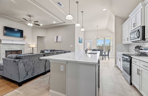 White Settlement House | Saddle Hills Settlement - 4 Cutting-edge Bedrooms