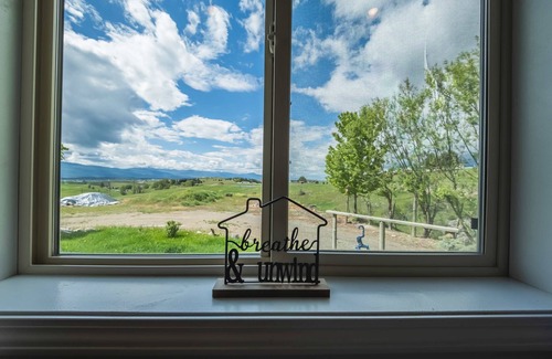 Eureka Cabin | Saddlehorn Ridge Cabin - Firepit|Fireplace|Views