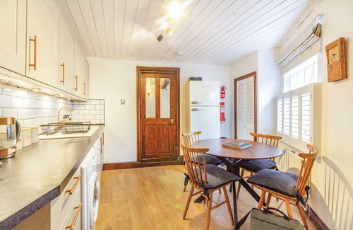 Wirksworth Cottage | SADDLERS COTTAGE, pet friendly, with open fire in Wirksworth