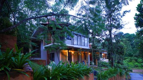 Kunnathidavaka Resort | Safari Hills