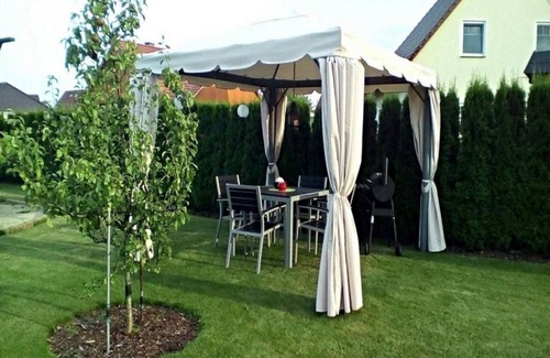 Liepgarten Apartment | Safari holiday apartment near the water with WiFi - in Liepgarten near Ueckermünde