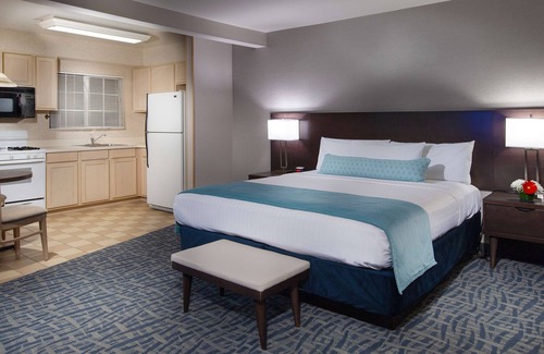 Burbank Hotel | Safari Inn, a Coast Hotel
