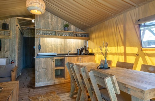Arcen House | Safari Tent in Holiday Park