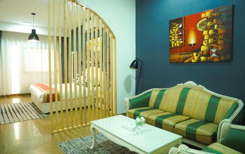 Al Khuwair Hotel | Safeer International Hotel By Brothers International