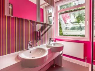Holland Park Hostel | Safestay London Kensington Holland Park