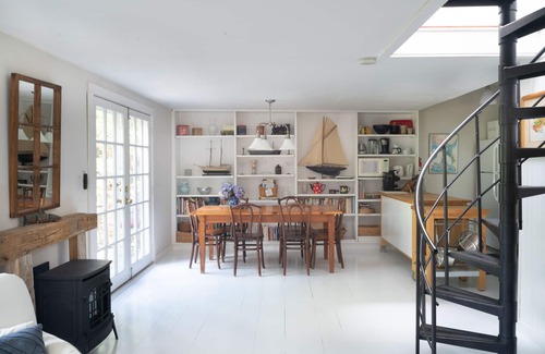 Sag Harbor Cottage | Sag Harbor Charmer - 2 Bedroom Cottage; Walk to Town