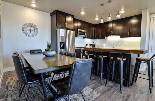 Moab South Valley Condo | *Sage Creek Resort* Moab Condo C7 | Pool&Hot Tubs!