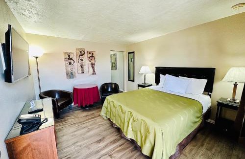 Moses Lake Hotel | Sage N Sand Motel