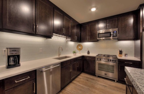 Moab South Valley Condo | SageCreek Moab Condo *F11 | Stunning Pools/Hot Tubs