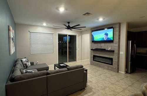Sahuarita House | Saguaro Heaven, Charming 4-bedroom + sleeping sofa, WiFi,AC in Sahuarita AZ