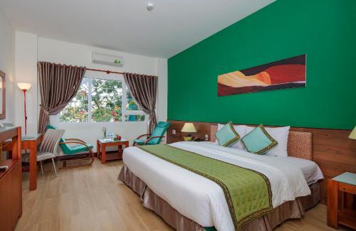 Son Trach Hostel | Sai Gon Phong Nha Hotel