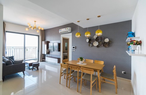 District 4 Apartment | Saigon Downtown 3BR Apt, 33th floor, FREE Gym&Pool