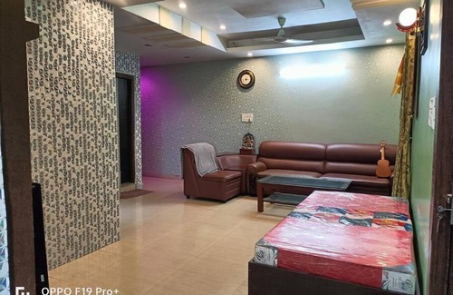 Siliguri Apartment | Saiju Homestay -Beautiful 2BHK well furnished AC flat in Siliguri