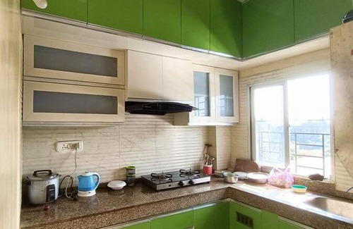 Siliguri Apartment | Saiju Homestay -Beautiful 2BHK well furnished AC flat in Siliguri