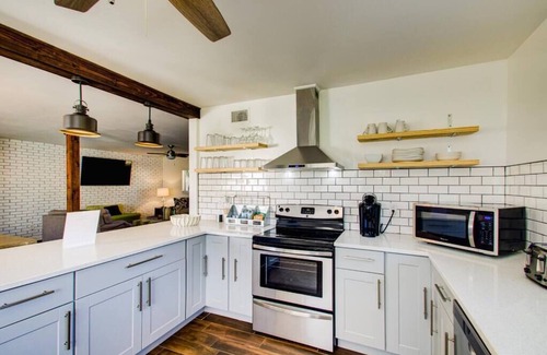 Brent House | Saint Amatus Minutes To Beach & Pensacola NAS