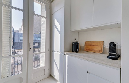 Quartier de Javel Apartment | Saint-Charles | Apartment with Eiffel Tower view