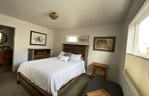 Sandpoint House | Saint Clair Cottage