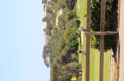 Valescure Boat Rental | SAINT RAPHAEL VALESCURE T2 AU COEUR DU GOLF PARKING.PISCINE.WIFI GRATUIT