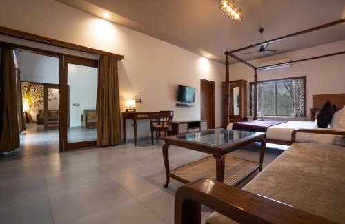 Turiya Hotel | Saj In The Forest, Pench
