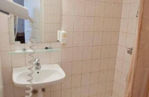 Toila Hotel | Saka Cliff Hotel & SPA