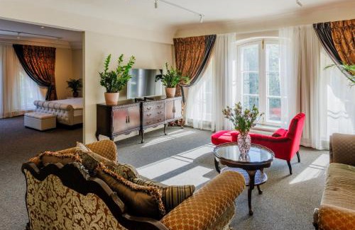 Saku Hotel | Saku Manor & Beerspa