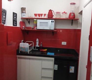 Ponta da Praia Apartment | Sala living na Av da Praia.